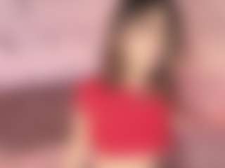 Live cam show with Emylie sexy body - Double Penetration on luckytryst.com