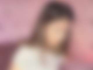 Live cam show with Emylie sexy body - Nipple Play on xxxlivecams.org