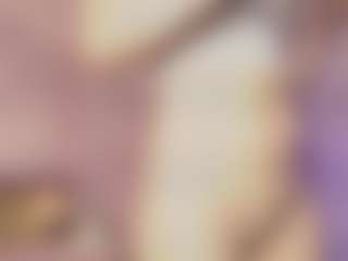 Live cam show with Emylie sexy body - Nipple Play on dropp.cam