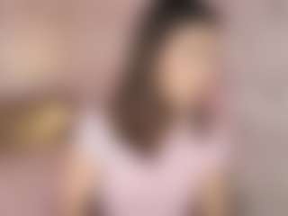 Live cam show with Emylie sexy body - Nipple Play on Mixed Magazine Live