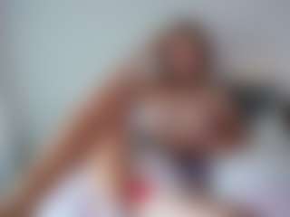 Ameliasweety69's Live Sex Cam Show