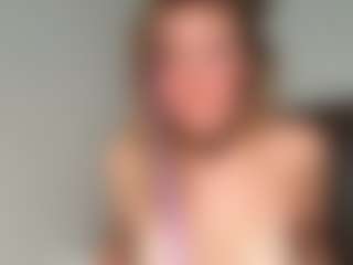 Ameliasweety69's Live Sex Cam Show