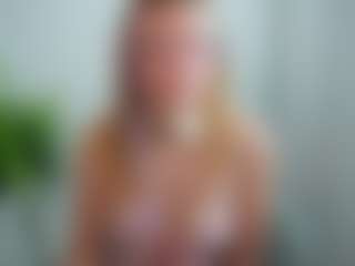 Ameliasweety69's Live Sex Cam Show