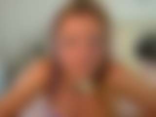 Live cam show with Ameliasweety69 - Handjob on Camsoda