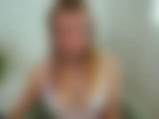 Ameliasweety69's Live Sex Cam Show