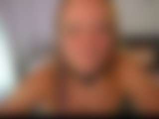 Ameliasweety69's Live Sex Cam Show