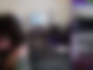 Live cam show with CreepyCrawlyQueen - Gamer Brown Hair on Soda Cam