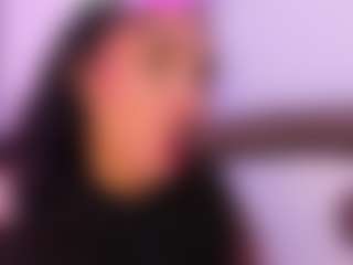 Live cam show with Olivia-Fx - Teen (18+) on MyBangCams