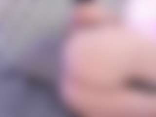 Anette-Cooper MILF webcam performer live streaming