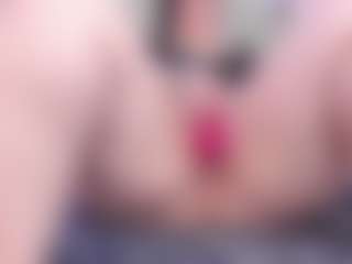 Live cam show with Anette-Cooper - Public on Soda Cam