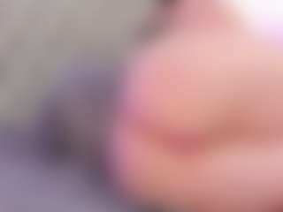 Anette-Cooper MILF webcam performer live streaming