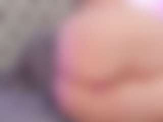 Anette-Cooper MILF webcam performer live streaming
