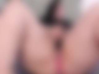 Anette-Cooper MILF webcam performer live streaming