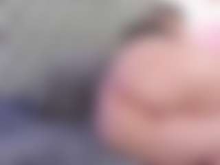 Anette-Cooper MILF webcam performer live streaming