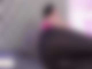 Anette-Cooper MILF webcam performer live streaming