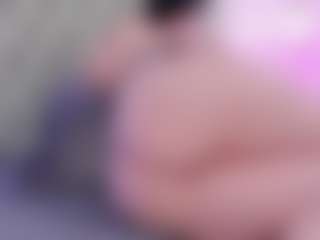 Anette-Cooper MILF webcam performer live streaming