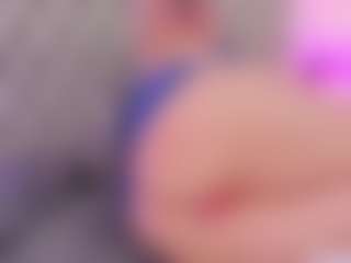 Live cam show with Anette-Cooper - Glasses on Camsoda