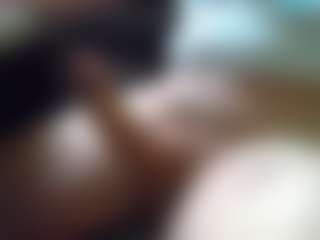 bone2azz's Live Sex Cam Show
