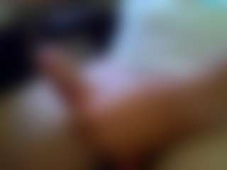 bone2azz's Live Sex Cam Show