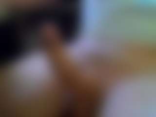 bone2azz's Live Sex Cam Show