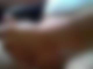 bone2azz's Live Sex Cam Show
