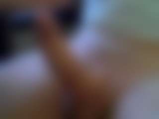 bone2azz's Live Sex Cam Show