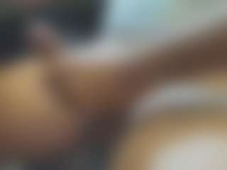 bone2azz's Live Sex Cam Show