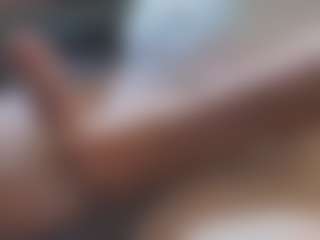 bone2azz's Live Sex Cam Show