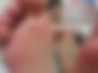 Hanna-moore1's Live Sex Cam Show