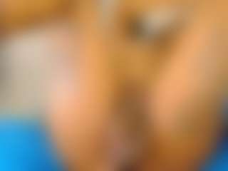 ALESHKA...'s Live Sex Cam Show