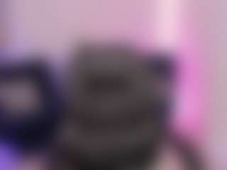 Emilly Smith's Live Sex Cam Show