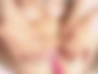 Live cam show with Emilly Smith - Blonde Hair on ObeyMaria