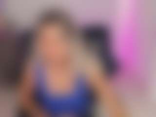 Live cam show with Emilly Smith - Bikini on Camsoda