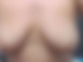 tamara-yorrkk's Live Sex Cam Show