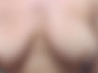 tamara-yorrkk's Live Sex Cam Show