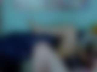 Live cam show with everlyrays - Curvy MILF on x69.live