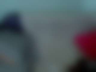 Live cam show with everlyrays - Middle Aged on madthumbs