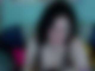 Live cam show with everlyrays - Brown Hair on fapnchat