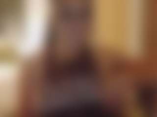 Live cam show with Inocente_kitty - Hush on Chatstar
