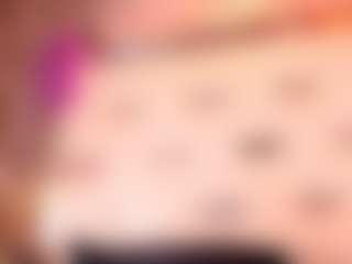 Live cam show with Sara Martini - Petite Teen (18+) on CSO-WL