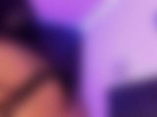 Live cam show with Sweet_Maggie - Ass Clapping on Soda Cam