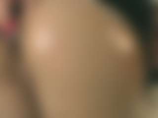 Live cam show with Sweet_Maggie - Brown Hair Petite on TeamSkeetLive