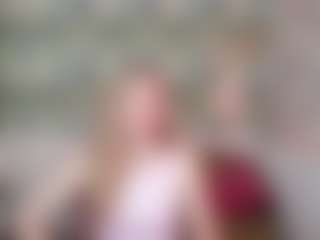 Live cam show with NancyGentle - Shaved on AdultVida.com