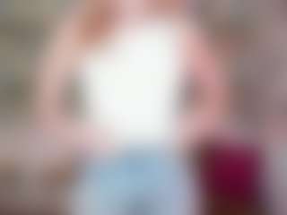 Live cam show with NancyGentle - Shaved on liverealitysex.com