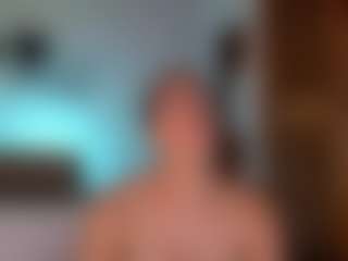 Aylinn Zambrano's Live Sex Cam Show
