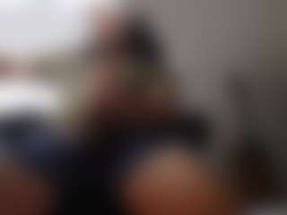 Biggreysweats's Live Sex Cam Show