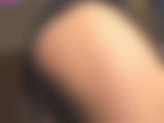 CrystalRambeau's Live Sex Cam Show
