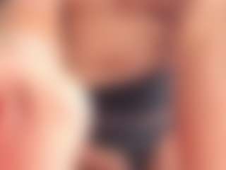 CrystalRambeau's Live Sex Cam Show