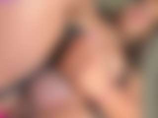 CrystalRambeau's Live Sex Cam Show