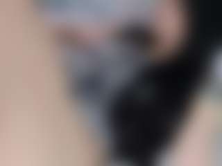 deeluna's Live Sex Cam Show